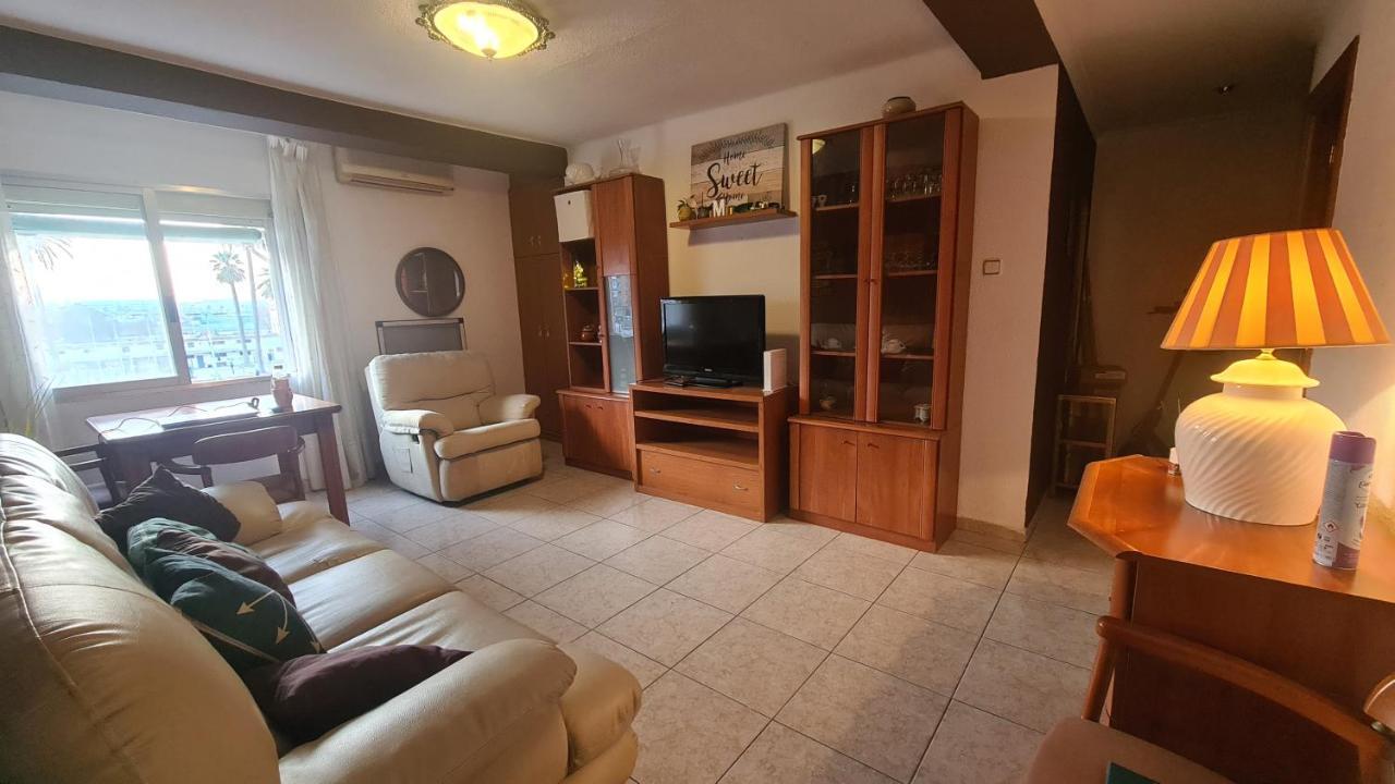 Rooms On Malvarrosa Beach บาเลนเซีย ภายนอก รูปภาพ